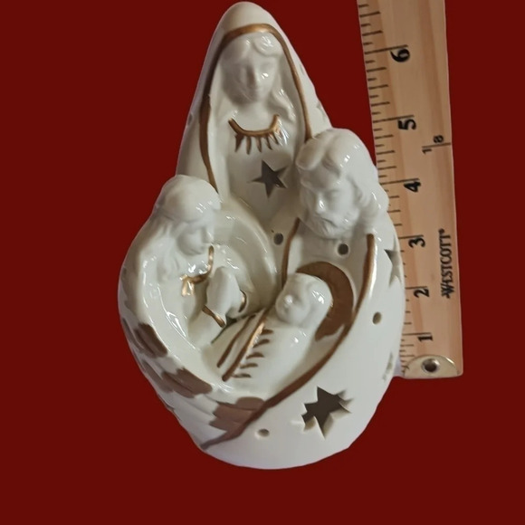 Scotts holy family tea light holder beige color and gold - Picture 7 of 8